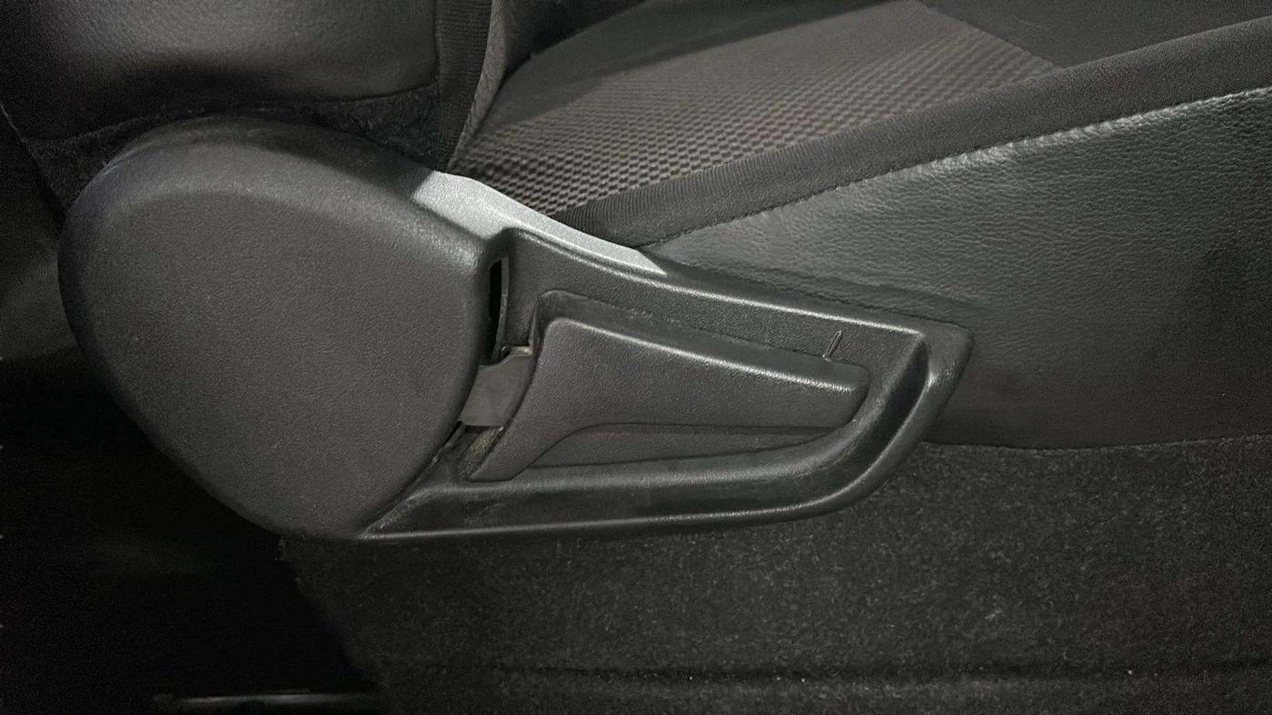 2019 Maruti S PRESSO VXI AMT, Petrol, Automatic, 27,859 km, Driver Side Adjustment Panel