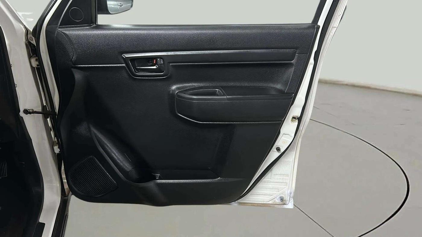 2019 Maruti S PRESSO VXI AMT, Petrol, Automatic, 27,859 km, Driver Side Door Panels Control