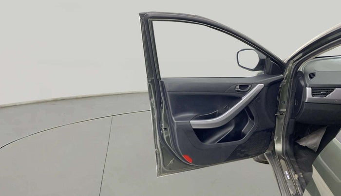 2022 Tata NEXON XMA SUNROOF DIESEL, Diesel, Automatic, 58,919 km, LHS Front Door