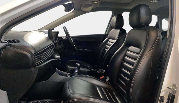 2022 Hyundai NEW I20 ASTA (O) 1.5 CRDI MT, Diesel, Manual, 38,002 km, Right Side Front Door Cabin