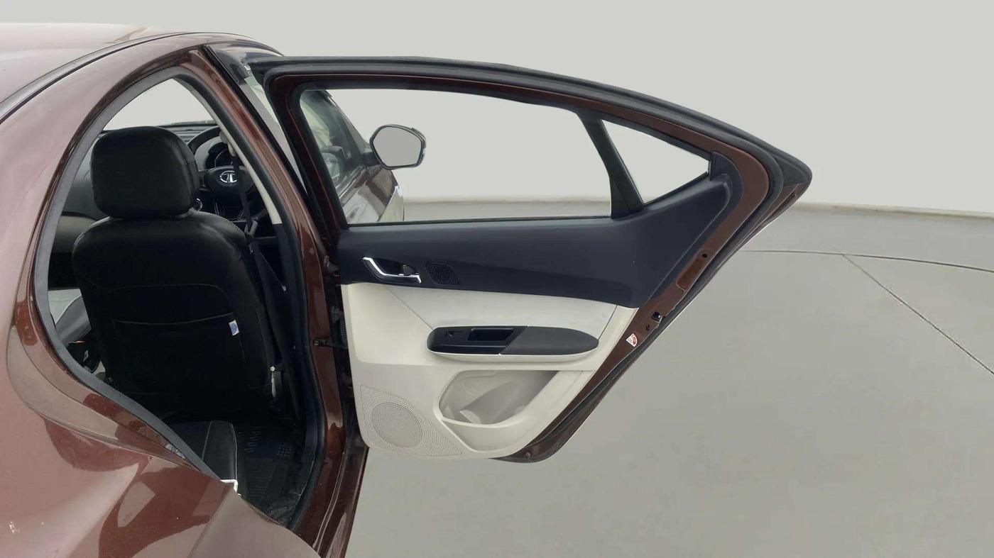 2023 Tata TIGOR XZA PLUS LEATHERETTE, Petrol, Automatic, 18,352 km, RHS Rear Door