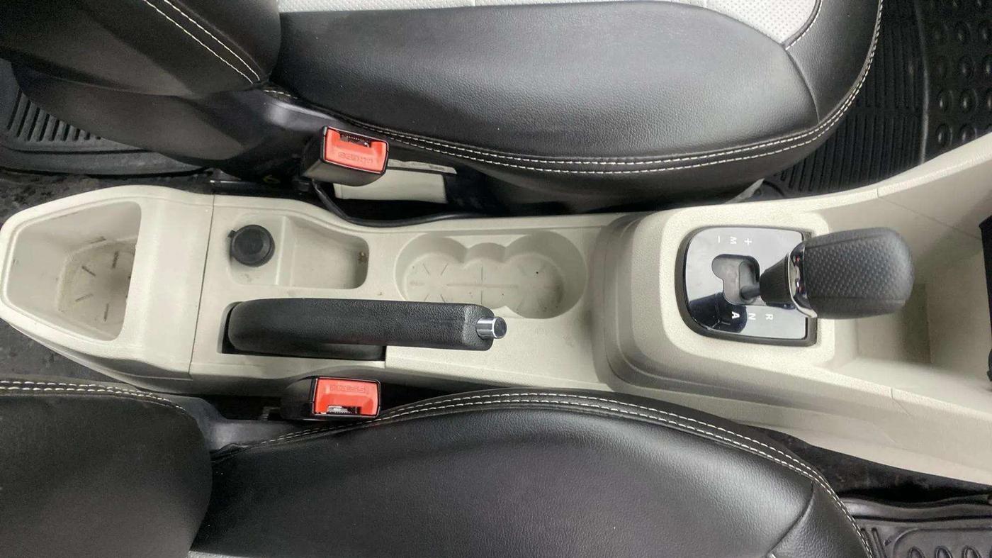 2023 Tata TIGOR XZA PLUS LEATHERETTE, Petrol, Automatic, 18,352 km, Gear Lever