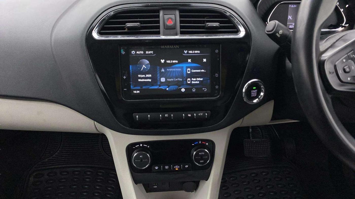 2023 Tata TIGOR XZA PLUS LEATHERETTE, Petrol, Automatic, 18,352 km, Air Conditioner