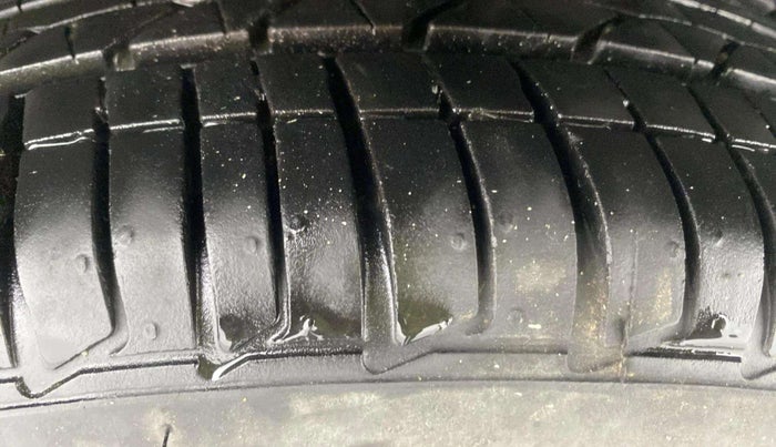 2023 Tata TIGOR XZA PLUS LEATHERETTE, Petrol, Automatic, 18,277 km, Right Front Tyre Tread