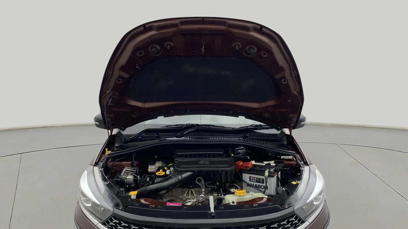 2023 Tata TIGOR XZA PLUS LEATHERETTE, Petrol, Automatic, 18,352 km, Open Bonet