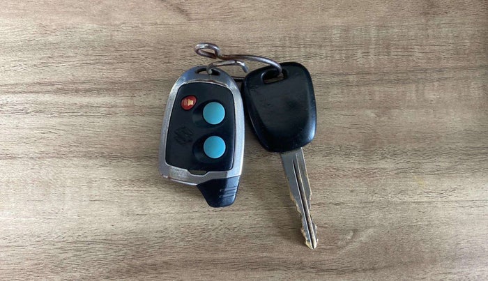 2018 Maruti Alto 800 LXI, Petrol, Manual, 72,263 km, Key Close Up