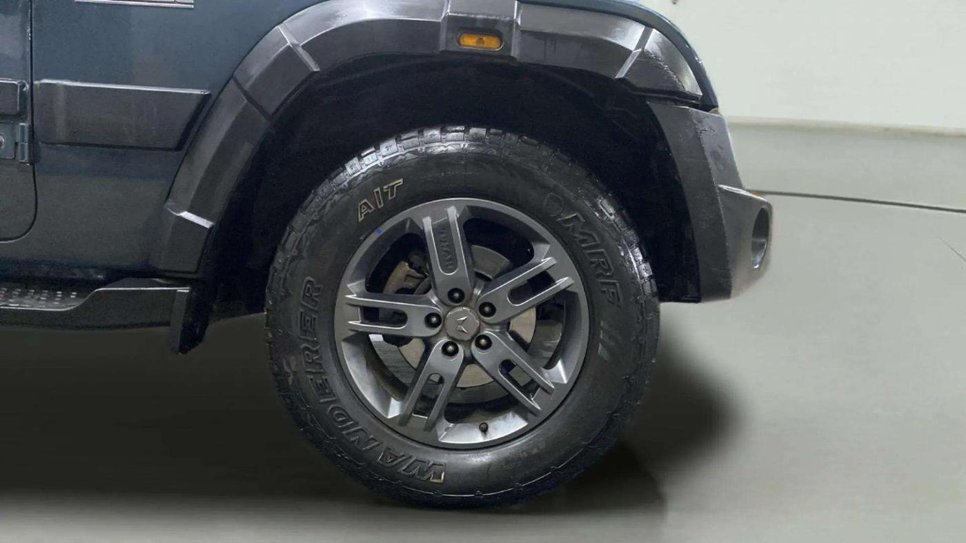2023 Mahindra Thar LX P 2WD AT HT, Petrol, Automatic, 49,388 km, Right Front Wheel