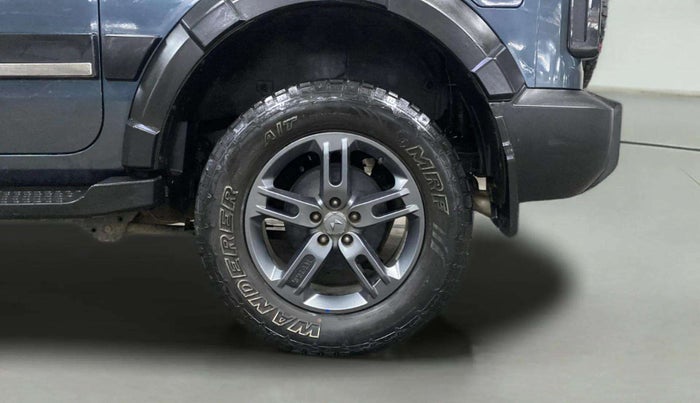 2023 Mahindra Thar LX P 2WD AT HT, Petrol, Automatic, 49,314 km, Left Rear Wheel