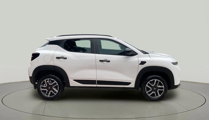2024 Renault Kiger RXE MT, Petrol, Manual, 3,482 km, Right Side View
