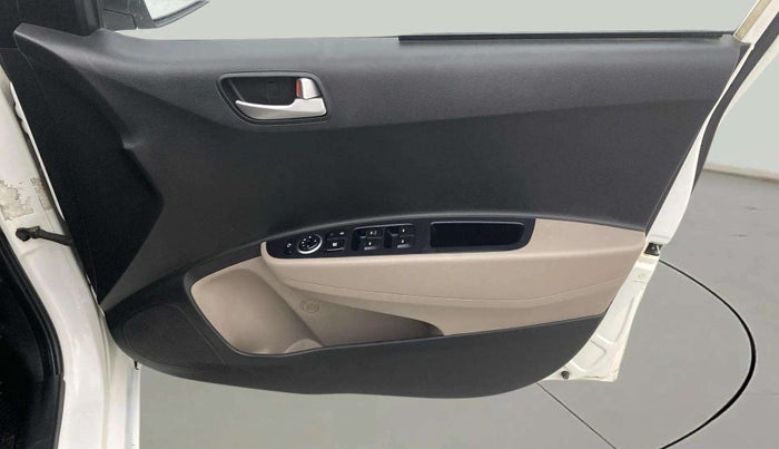 2015 Hyundai Grand i10 ASTA AT 1.2 KAPPA VTVT, Petrol, Automatic, 65,569 km, Driver Side Door Panels Control