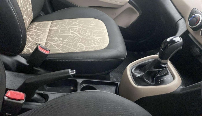 2015 Hyundai Grand i10 ASTA AT 1.2 KAPPA VTVT, Petrol, Automatic, 65,569 km, Gear Lever