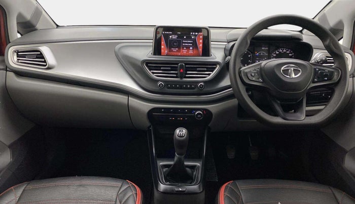 2020 Tata ALTROZ XT PETROL, Petrol, Manual, 32,421 km, Dashboard
