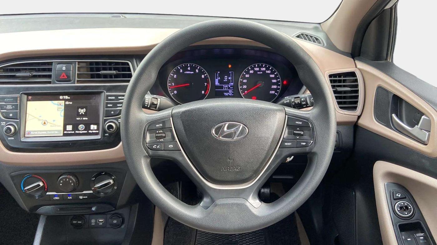 2019 Hyundai Elite i20 SPORTZ PLUS 1.2, Petrol, Manual, 79,276 km, Steering Wheel Close Up