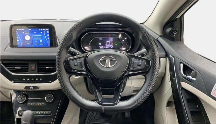 2022 Tata NEXON XZA PLUS (O) DIESEL, Diesel, Automatic, 39,337 km, Steering Wheel Close Up