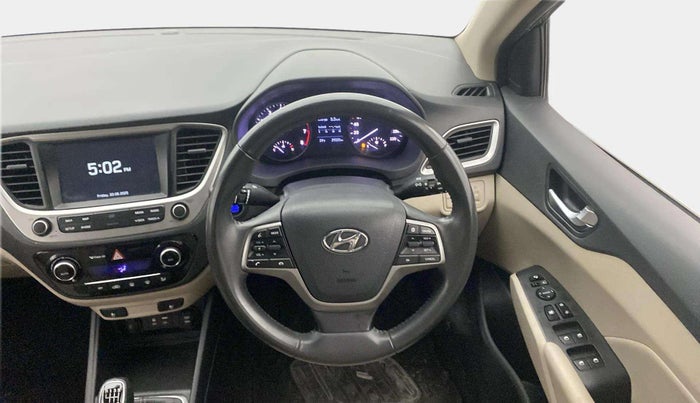 2018 Hyundai Verna 1.6 VTVT SX O, Petrol, Manual, 29,211 km, Steering Wheel Close Up