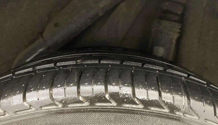 2018 Hyundai Verna 1.6 VTVT SX O, Petrol, Manual, 29,211 km, Left Rear Tyre Tread