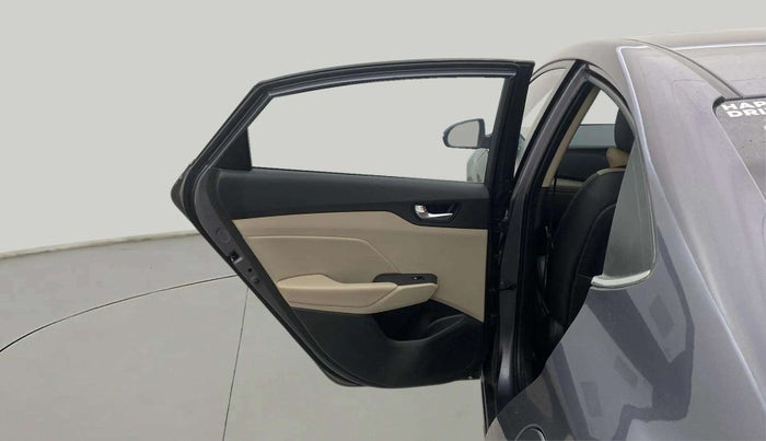 2018 Hyundai Verna 1.6 VTVT SX O, Petrol, Manual, 29,211 km, LHS Rear Door