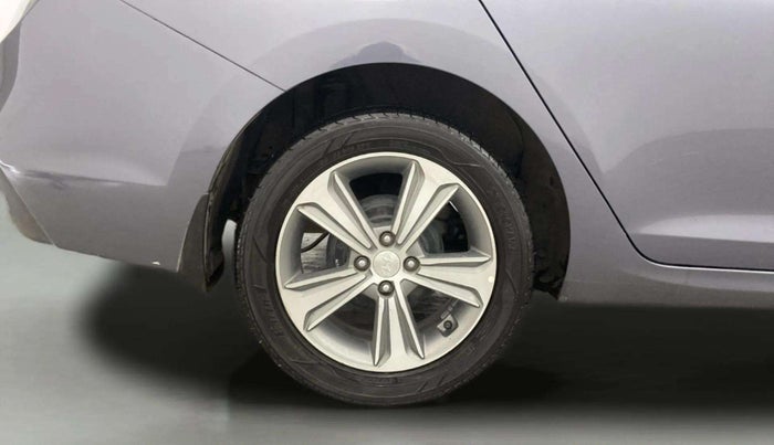2018 Hyundai Verna 1.6 VTVT SX O, Petrol, Manual, 29,211 km, Right Rear Wheel
