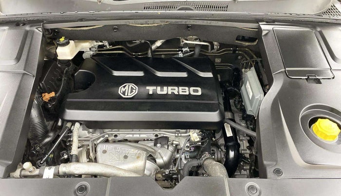 2023 MG HECTOR PLUS SHARP PRO 1.5 PETROL TURBO CVT 6 STR, Petrol, Automatic, 21,899 km, Engine View