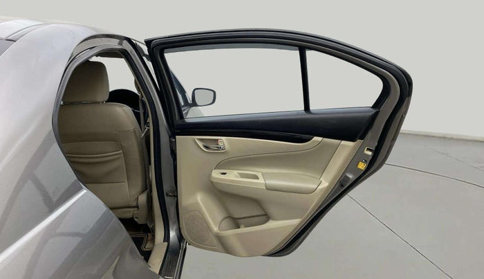 2018 Maruti Ciaz ALPHA DIESEL 1.3, Diesel, Manual, 97,722 km, RHS Rear Door