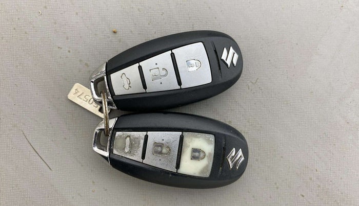 2018 Maruti Ciaz ALPHA DIESEL 1.3, Diesel, Manual, 97,722 km, Key Close Up
