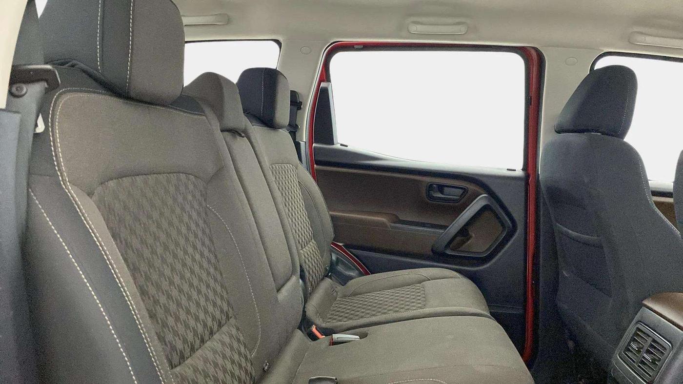 2023 Mahindra SCORPIO-N Z4 DIESEL AT 2WD 7 STR, Diesel, Automatic, 12,336 km, Right Side Rear Door Cabin
