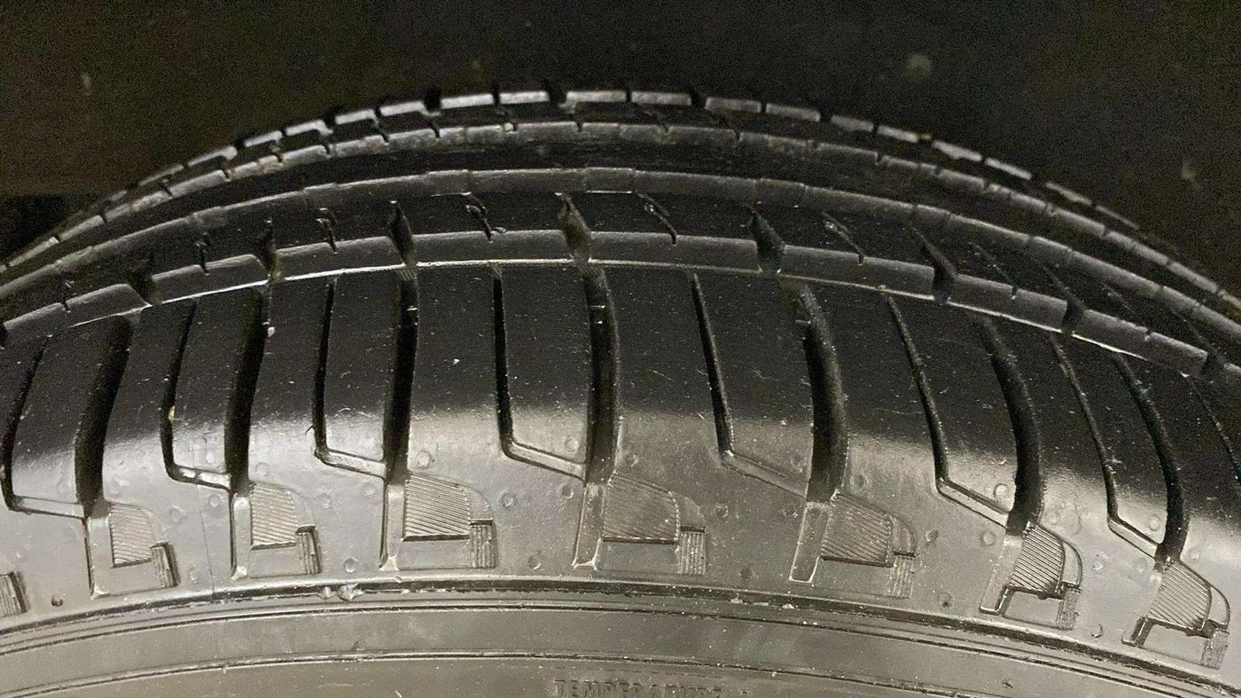 2023 Mahindra SCORPIO-N Z4 DIESEL AT 2WD 7 STR, Diesel, Automatic, 12,336 km, Right Rear Tyre Tread