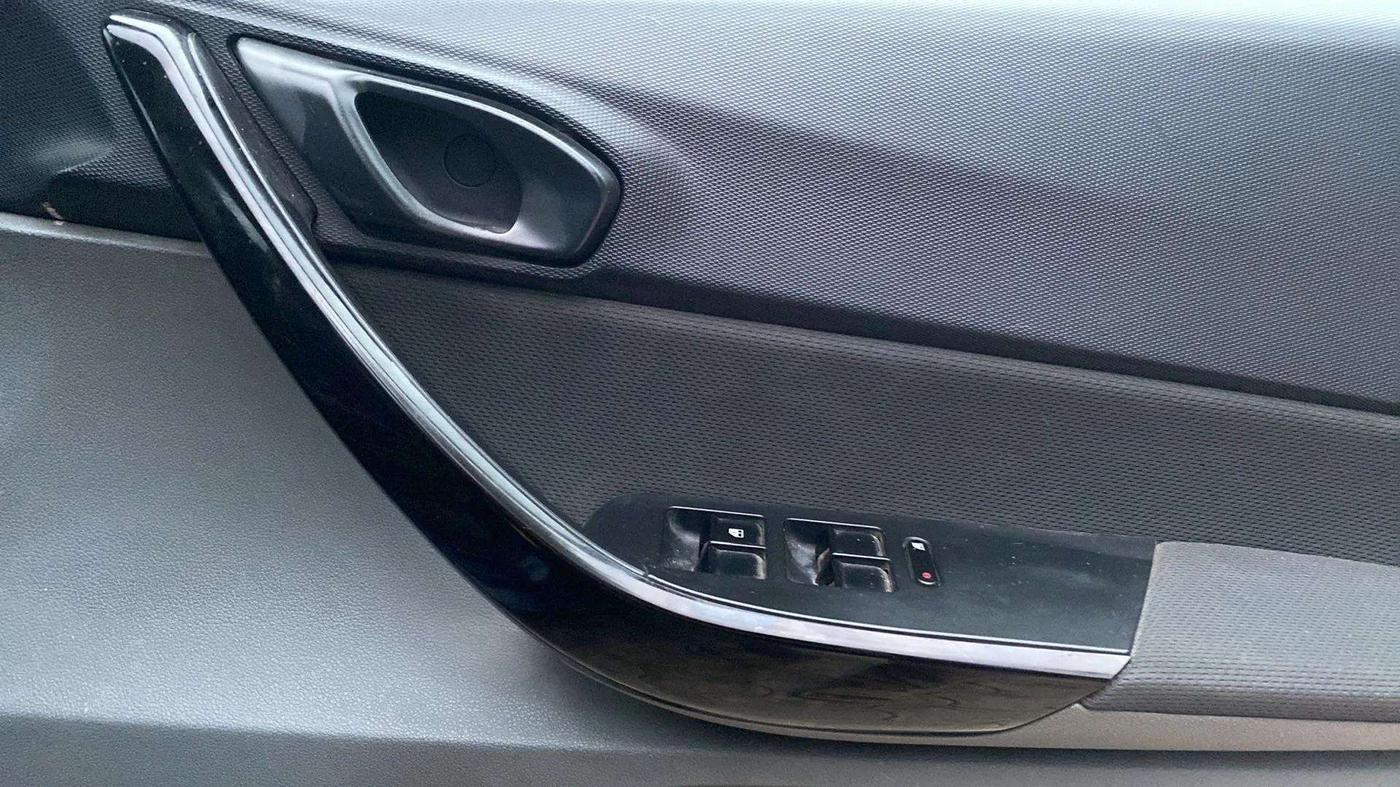 2020 Tata TIGOR XZ DIESEL, Diesel, Manual, 73,217 km, Driver Side Door Panels Control