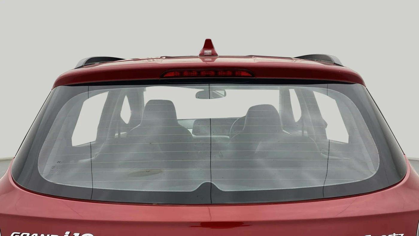 2021 Hyundai GRAND I10 NIOS SPORTZ U2 AMT 1.2 CRDI, Diesel, Automatic, 28,025 km, Rear Windshield