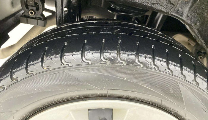2017 Maruti Alto K10 VXI, Petrol, Manual, 61,099 km, Right Rear Tyre Tread