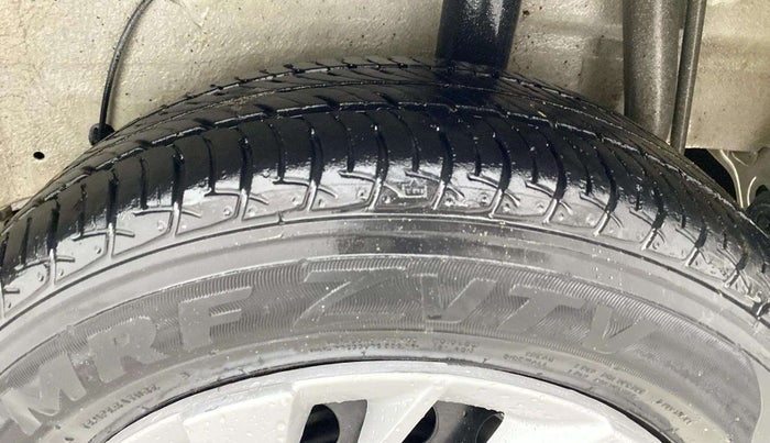 2018 Maruti Celerio ZXI AMT (O), Petrol, Automatic, 97,976 km, Left Rear Tyre Tread