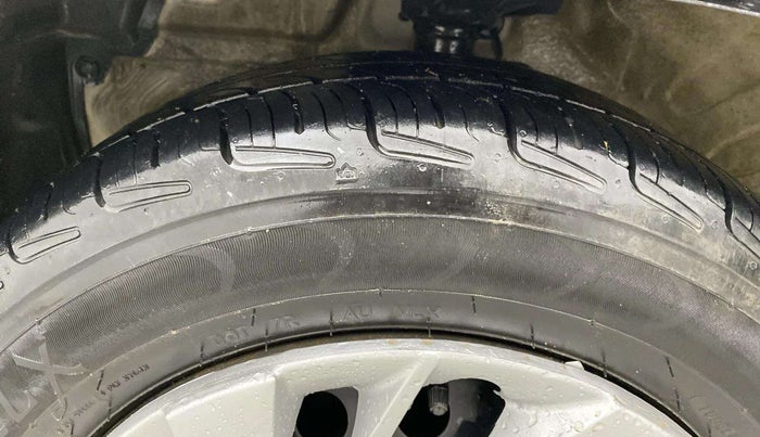 2018 Maruti Celerio ZXI AMT (O), Petrol, Automatic, 97,976 km, Left Front Tyre Tread