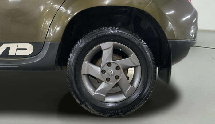 2014 Renault Duster 110 PS RXZ 4X4 MT DIESEL, Diesel, Manual, 55,945 km, Left Rear Wheel