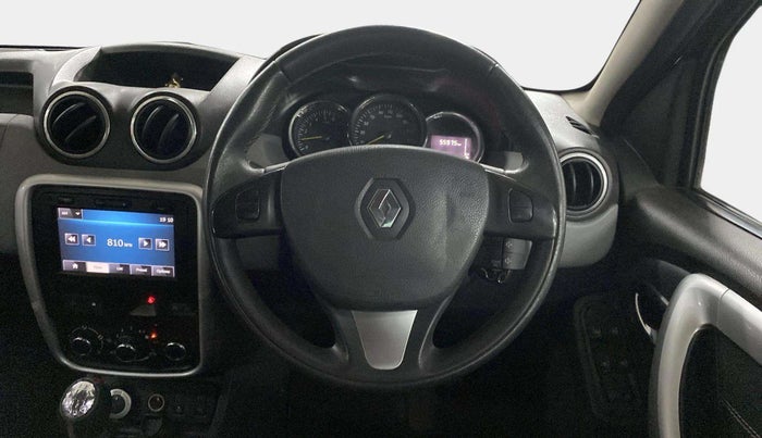 2014 Renault Duster 110 PS RXZ 4X4 MT DIESEL, Diesel, Manual, 55,945 km, Steering Wheel Close Up