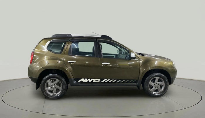 2014 Renault Duster 110 PS RXZ 4X4 MT DIESEL, Diesel, Manual, 55,945 km, Right Side View