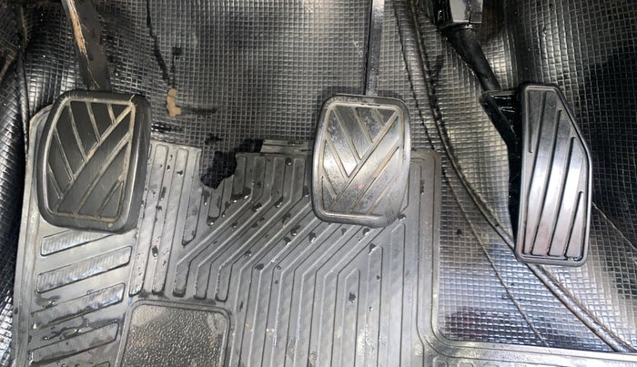 2022 Maruti Swift ZXI PLUS, Petrol, Manual, 65,123 km, Pedals