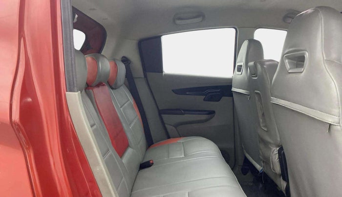 2016 Mahindra Kuv100 K6 6 STR, Petrol, Manual, 45,943 km, Right Side Rear Door Cabin