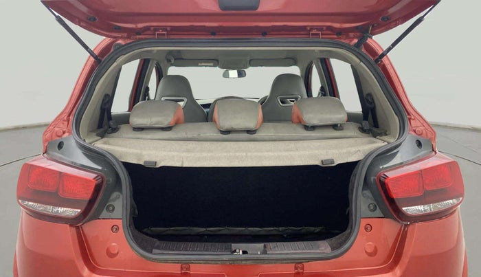 2016 Mahindra Kuv100 K6 6 STR, Petrol, Manual, 45,943 km, Boot Inside