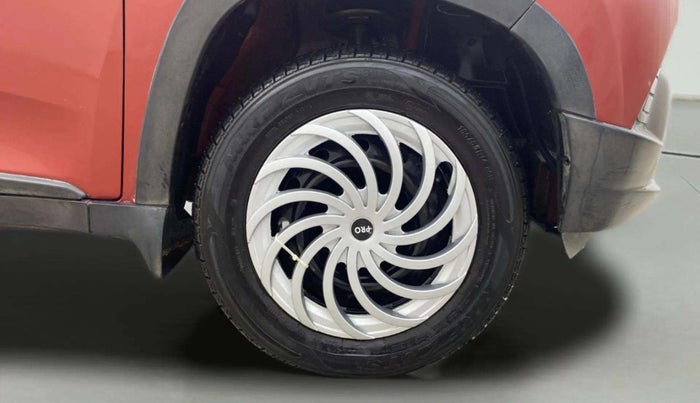 2016 Mahindra Kuv100 K6 6 STR, Petrol, Manual, 45,943 km, Right Front Wheel