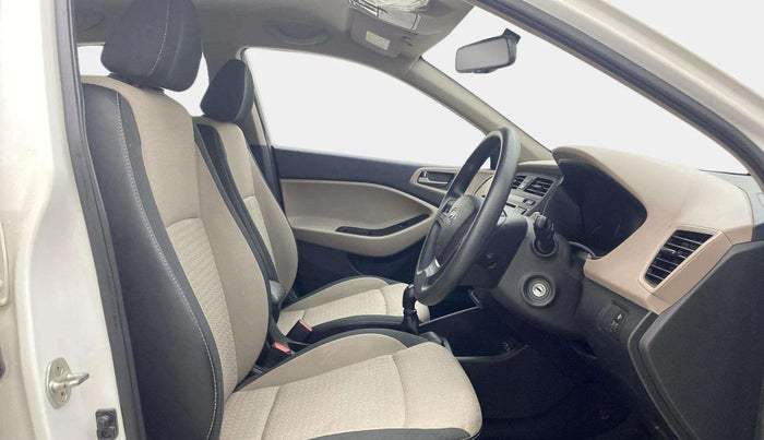 2016 Hyundai Elite i20 SPORTZ 1.2, Petrol, Manual, 30,167 km, Right Side Front Door Cabin
