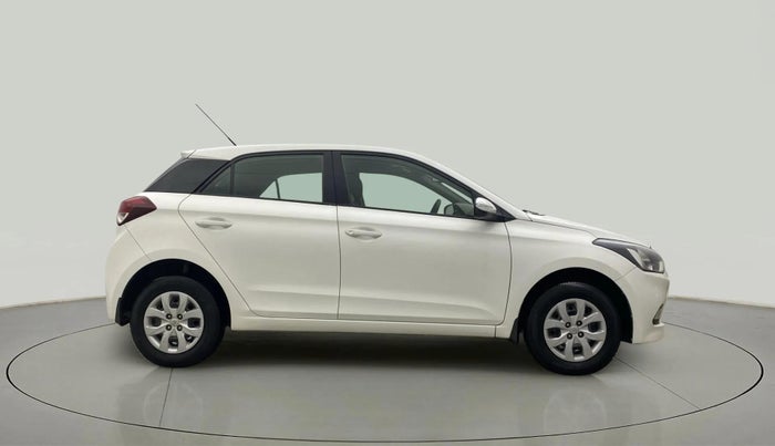 2016 Hyundai Elite i20 SPORTZ 1.2, Petrol, Manual, 30,167 km, Right Side View
