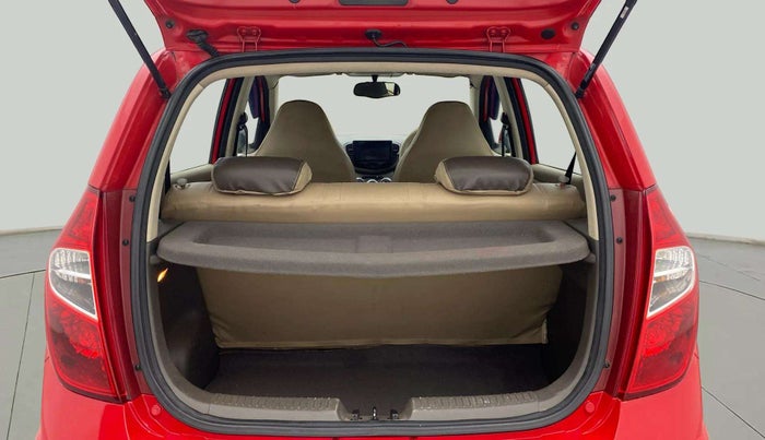 2012 Hyundai i10 SPORTZ 1.2, Petrol, Manual, 60,068 km, Boot Inside