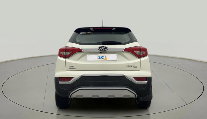 2021 Mahindra XUV300 W8 (O) 1.2 PETROL AMT DUAL TONE, Petrol, Automatic, 38,816 km, Back/Rear