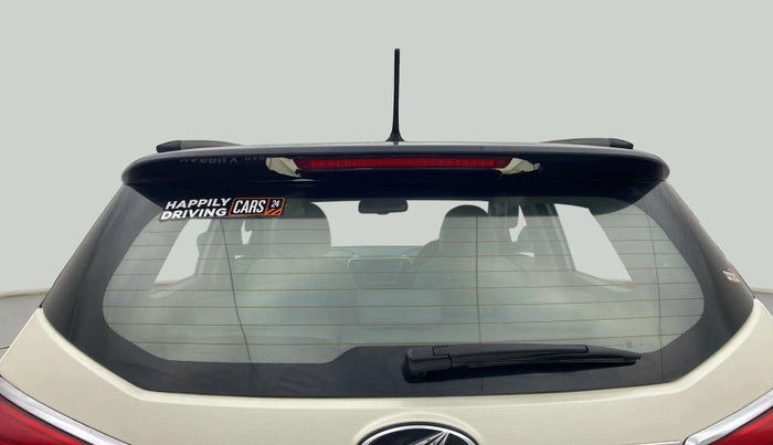 2021 Mahindra XUV300 W8 (O) 1.2 PETROL AMT DUAL TONE, Petrol, Automatic, 38,816 km, Rear Windshield