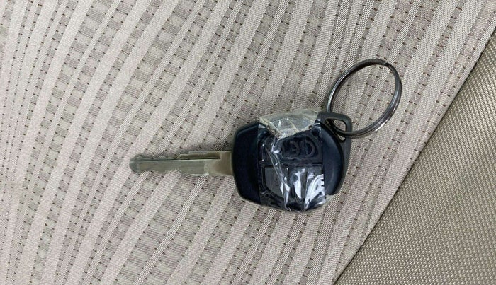 2019 Maruti Dzire VXI, Petrol, Manual, 50,333 km, Key Close Up