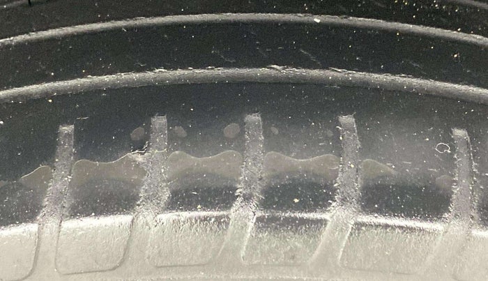 2019 Maruti Dzire VXI, Petrol, Manual, 50,333 km, Left Rear Tyre Tread