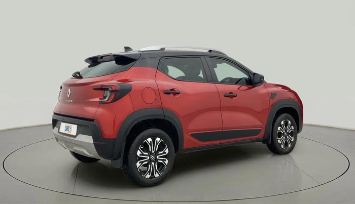 2022 Renault Kiger RXT (O) AMT DUAL TONE, Petrol, Automatic, 11,752 km, Right Back Diagonal