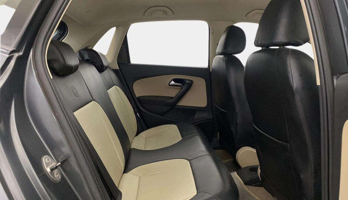 2014 Volkswagen Polo HIGHLINE1.2L, Petrol, Manual, 43,674 km, Right Side Rear Door Cabin