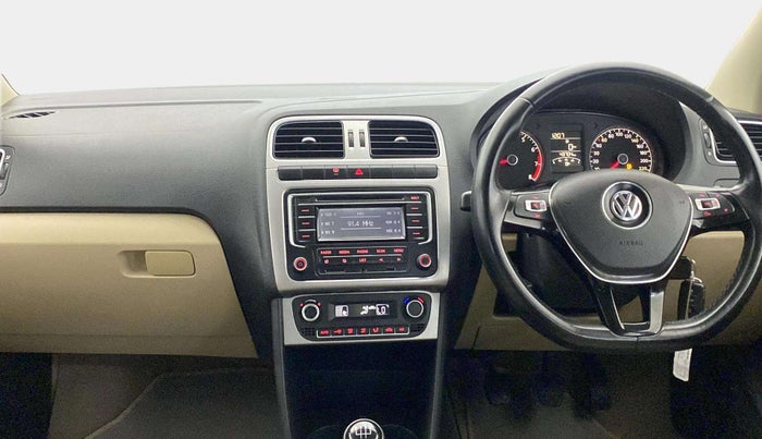2014 Volkswagen Polo HIGHLINE1.2L, Petrol, Manual, 43,674 km, Air Conditioner