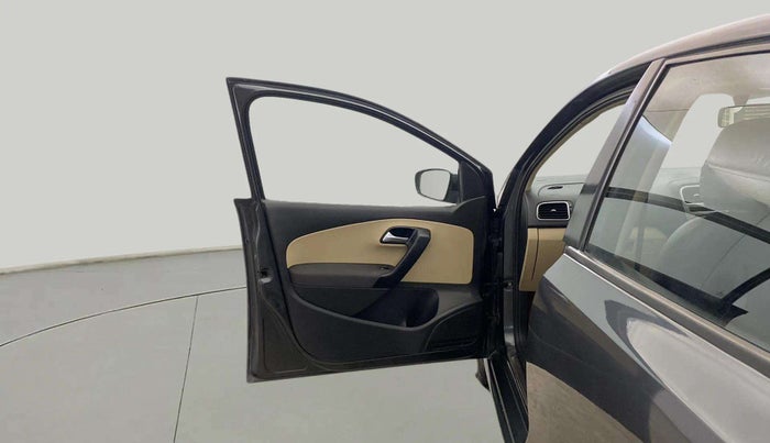 2014 Volkswagen Polo HIGHLINE1.2L, Petrol, Manual, 43,674 km, LHS Front Door